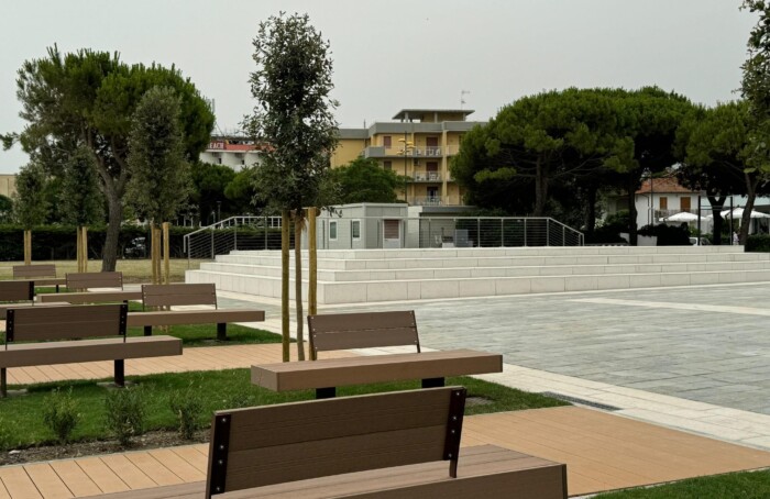Piazza Vivaldi Lido Adriano