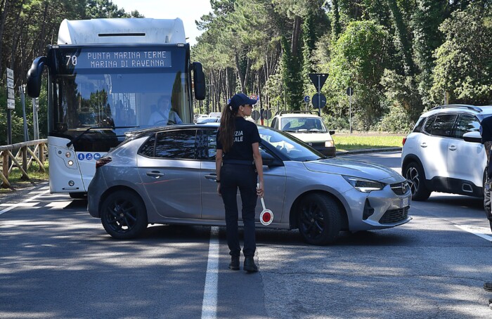 Senso Unico Viale Nazioni Marina