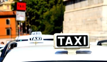 Taxi