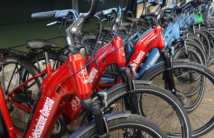Velostazione2