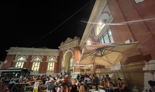 Piazza Costa Mercato Coperto