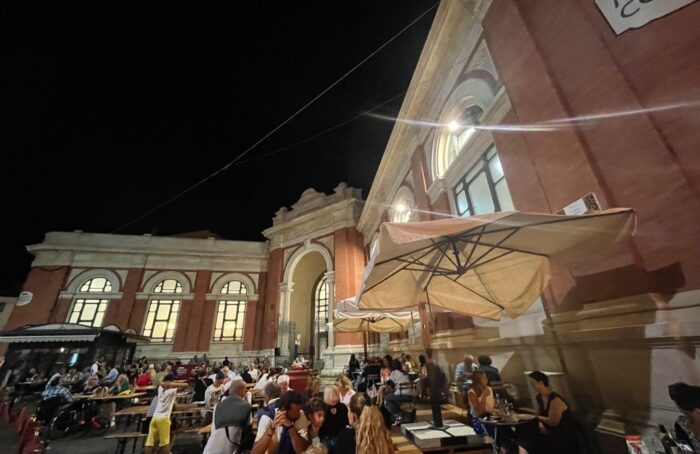 Piazza Costa Mercato Coperto
