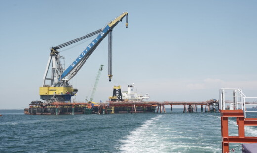 Lavori Alla Piattaforma Al Largo Di Punta Marina Per L'attracco Del Rigassificatore Snam