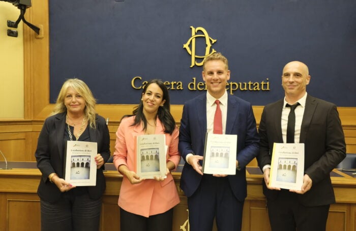 Diamanti Bakkali Della Godenza Selvatici