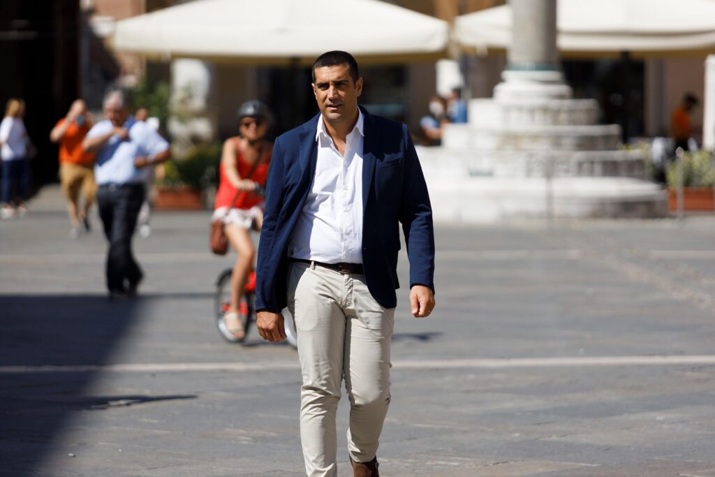 Elezioni regionali, l'intervista a Michele de Pascale (centrosinistra)