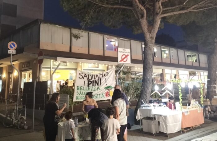 Salviamo Pini Lido Di Savio