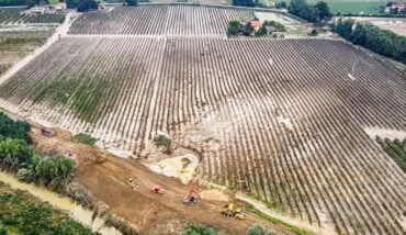 La Riparazione Della Rottura Dell'argine Del Fiume Senio A Cotignola (foto Dalla Pagina Facebook Condifesa Ravenna)