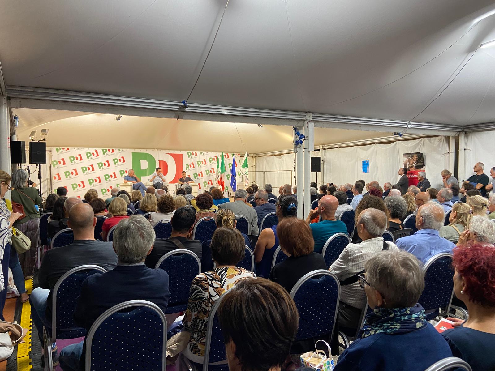 Alessandro Barattoni si presenta alla festa dell'Unità di Ravenna