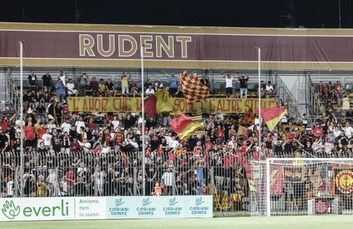 La Coreografia Della Curva Mero Per Ravenna Forli