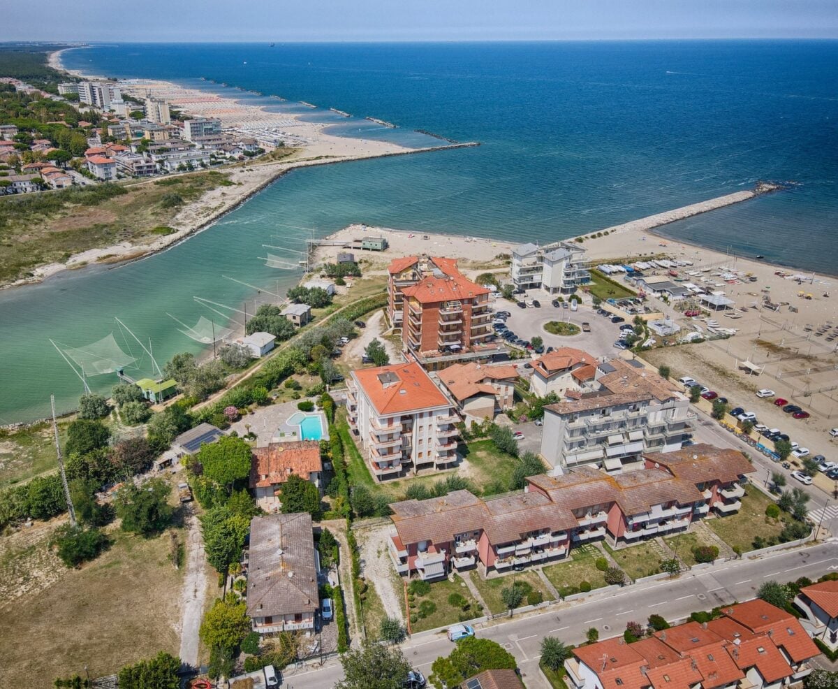 La Foce Del Fiume Savio Tra Lido Di Savio E Lido Di Classe (foto Dalla Pagina Facebook Di Condifesa Ravenna)