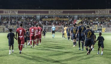 Ravenna E Forlì Entrano In Campo Al Benelli Accolte Dalla Coreografia Della Curva Mero 