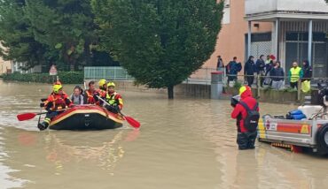 Salvataggio Gommone Faenza Allagata Alluvione 2024