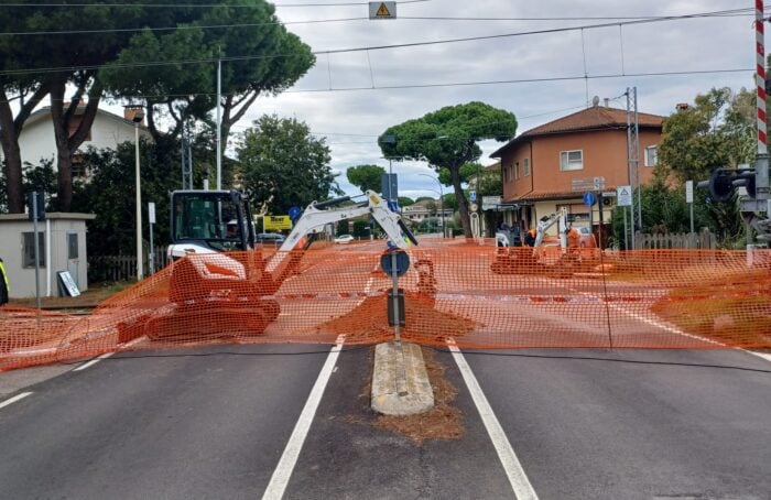 Lavori Pubblici Passaggio A Livello Martiri Fantini Chiusura 7.10