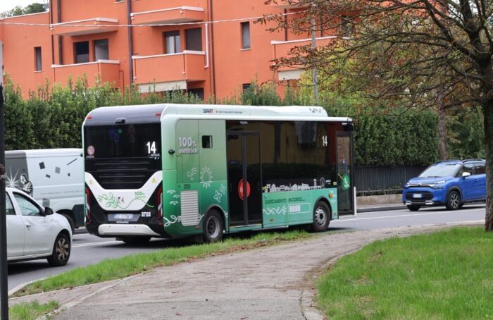 Bus Elettrico (2)