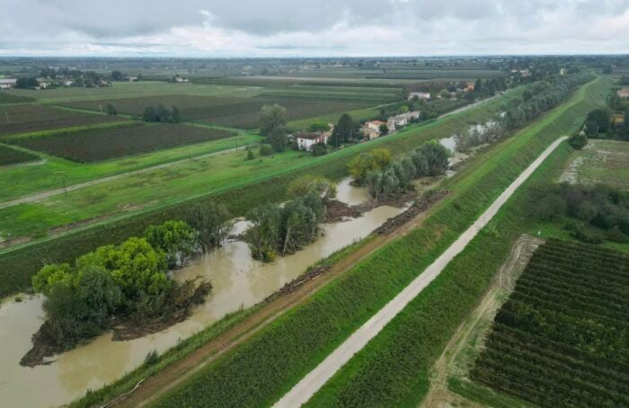 Il Fiume Lamone Nei Pressi Di Traversara (foto Robert Gavrelescu)