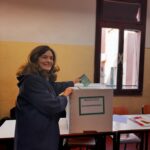 Elena Ugolini Vota Alle Elezioni Regionali In Cui è Candidata