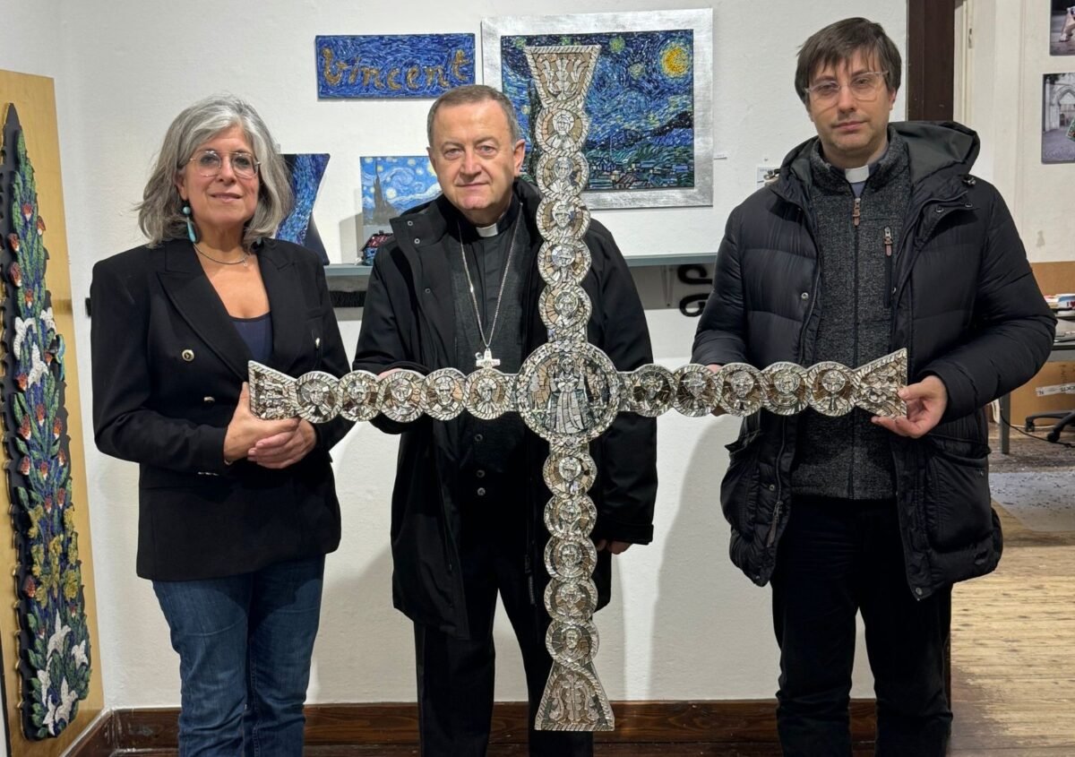 Foto CS Annafietta Annafietta Vescovo MonsLorenzo Ghizzoni DonLorenzoRossini