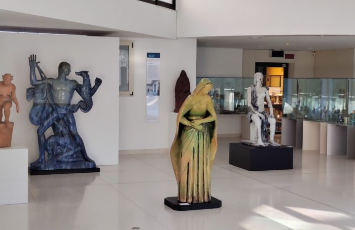 Mic Faenza Ceramica Allestimento