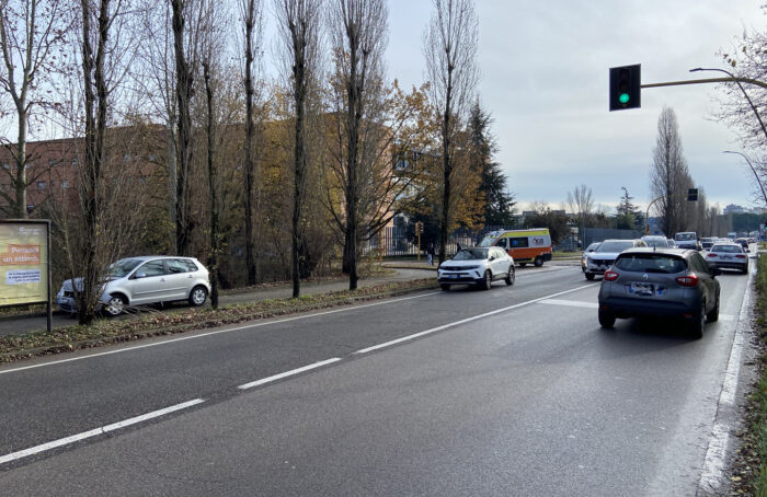 Tamponamento Viale Pertini