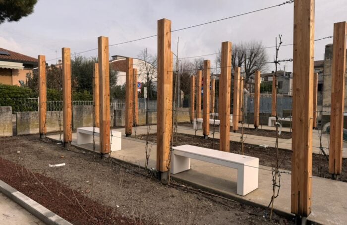Il Giardino Sul Retro Del Centro Civico Gino Pellegrini A Conselice (4)