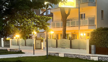 Hotel Ariella