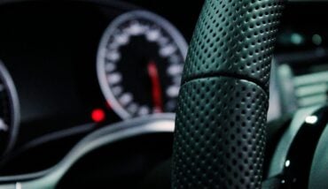 Automotive Mercato Auto Vetture Guida Strade Drive 