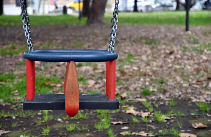 Un'altalena Al Giardino Speyer Nel Quartiere Farini Di Ravenna