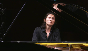 Arsenii Moon Pianista