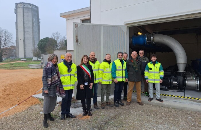 Centrale Acquedotto Via Antica Popilia Foto Di Gruppo