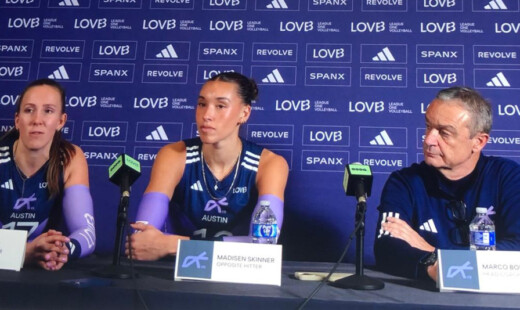 Marco Bonitta Durante Una Conferenza Stampa In LOVB