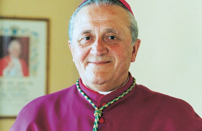 Mons Giuseppe Verucchi 800x600