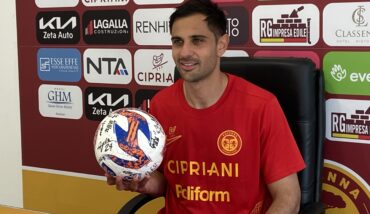 Luca Di Renzo Con Il Pallone Della Tripletta Contro Il Corticella