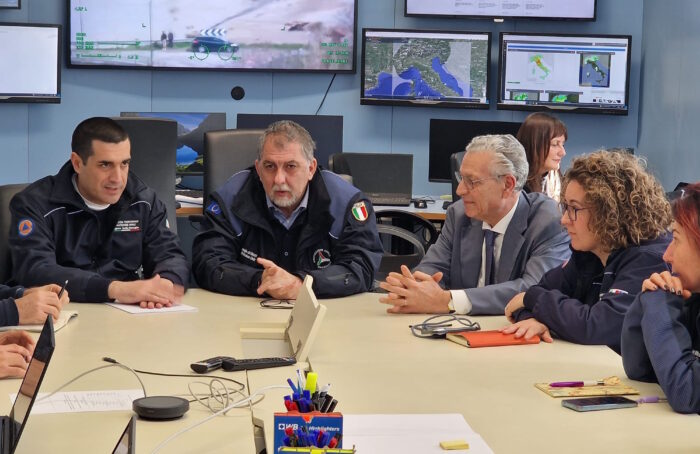 Tavolo Incontro