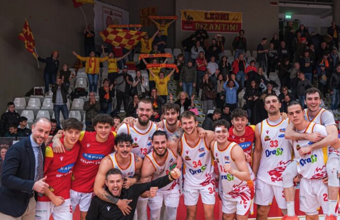 Basket Ravenna Pala Costa