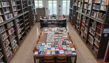 Biblioteca Di Casa Oriani 211083