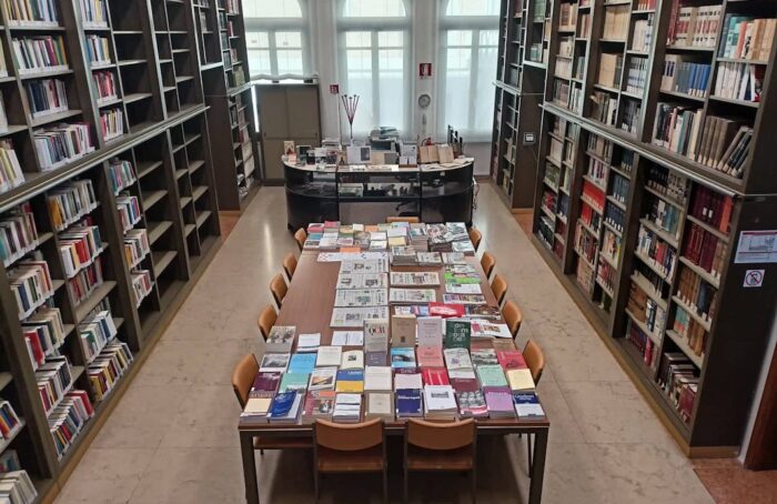 Biblioteca Di Casa Oriani 211083