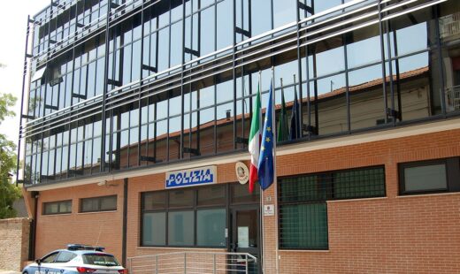 2025.04.18 Comm.to Lugo Den Truffa Telefonate Foto Di Repertorio