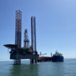 In Primo Piano La Struttura Che Ha Ospitato Gli Operai Del Cantiere Per La Realizzazione Del Rigassificatore: Conclusi I Lavori Lascerà La Postazione