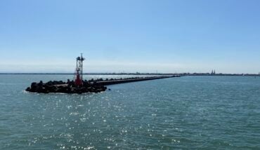 La Punta Estrema In Mare Della Diga Foranea Di Marina Di Ravenna