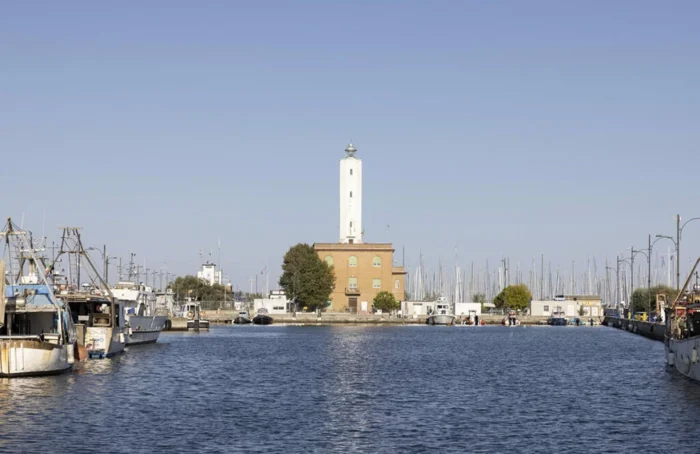 Faro Marina Ravenna