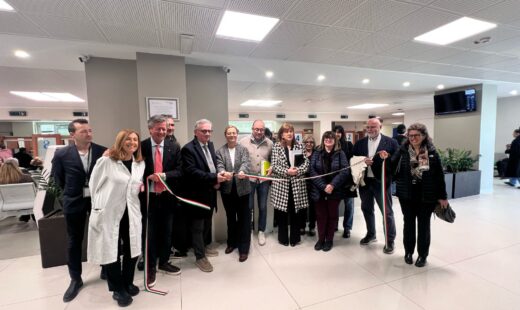 Foto Inaugurazione Sala Attesa CMP