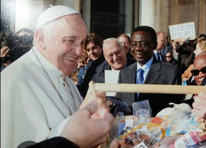 Papa Francesco Sale