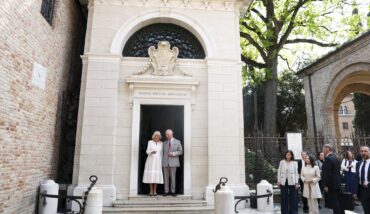 Re Carlo Regina Camilla Tomba Dante