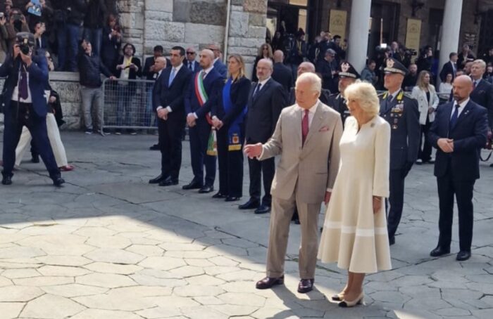 Re Regina Piazza San Francesco