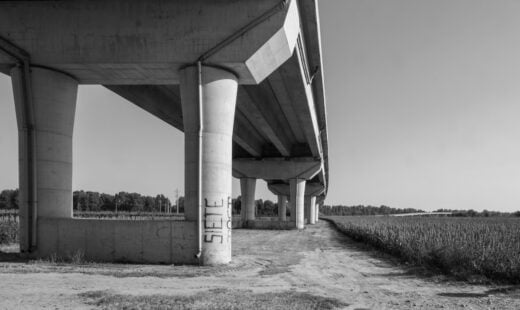 Dentro