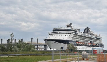 La Nave Da Crociera Celebrity Attraccata A Porto Corsini 
