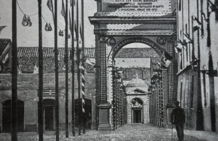 351) ALLORO E SILENZIO