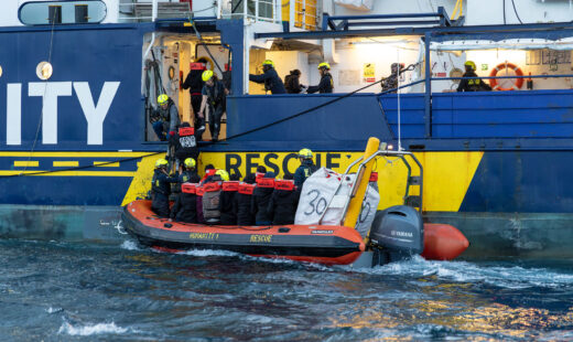 Nave Onag Sos Humanity 1