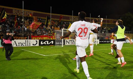 Calcio Ravenna Pistoiese Esultanza Tifosi