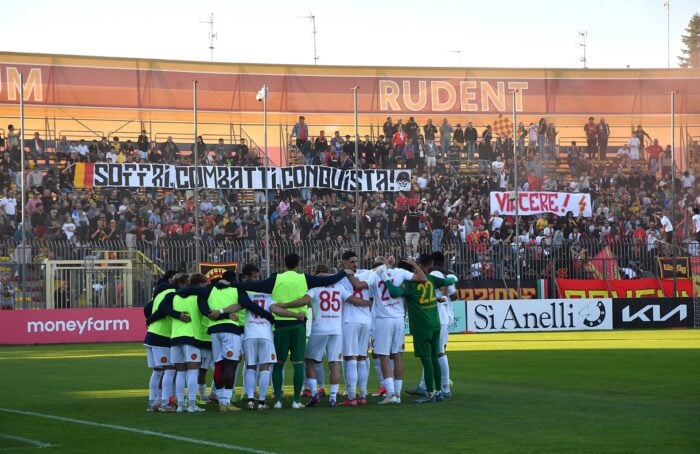 Calcio Ravenna Tifosi Curva